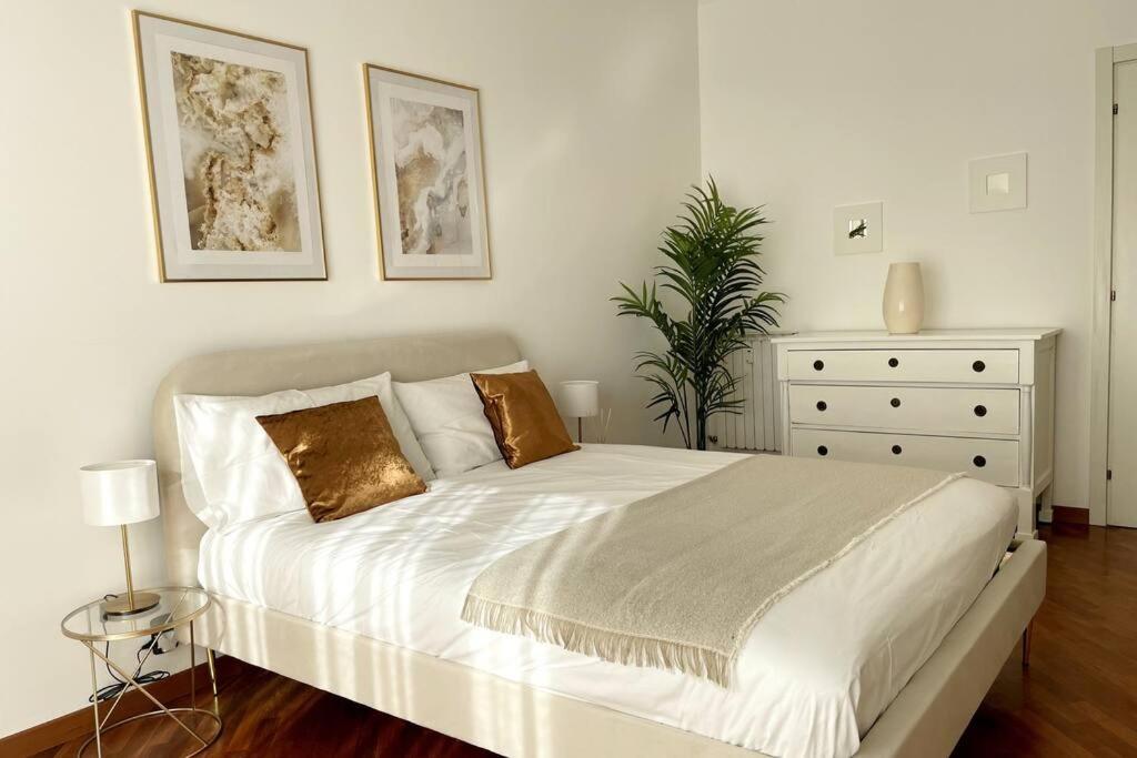 Amazing Flat With Terrace Lejlighed Milano Eksteriør billede