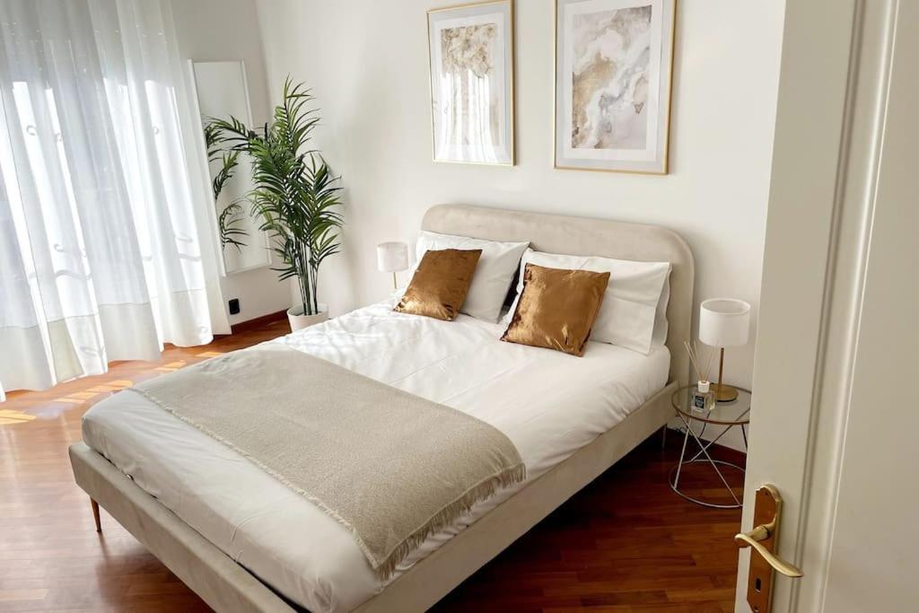 Amazing Flat With Terrace Lejlighed Milano Eksteriør billede