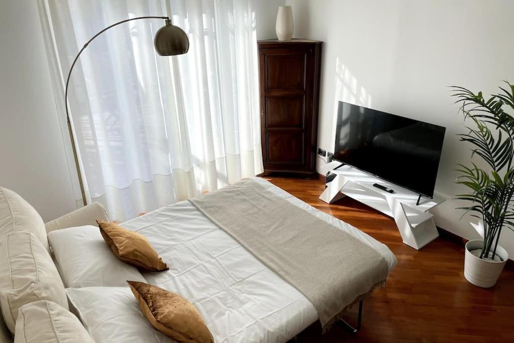 Amazing Flat With Terrace Lejlighed Milano Eksteriør billede